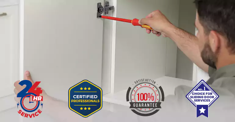 Mobile Home Door Hinge Replacement in Davie